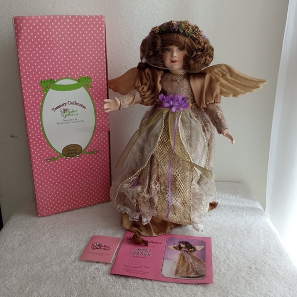 Angel of HOPE w  Bird Porcelain Doll Patrica Rose Paradise Galleries w Box - Picture 1 of 13